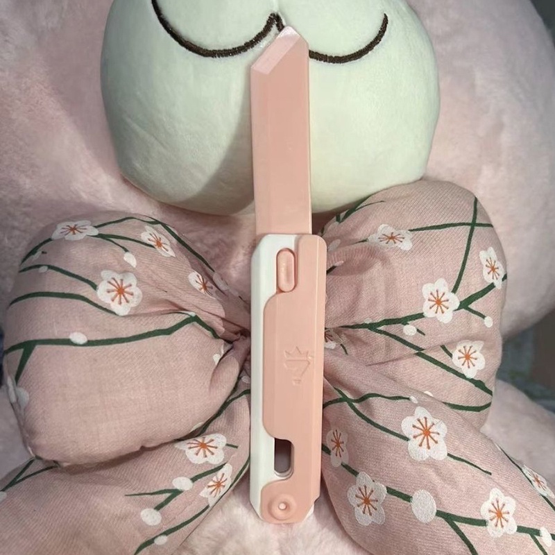 Đồ Chơi Dao Cạo 3d Dễ Thương Sáng Tạo Có Thể Thu Vào Làm Quà Tặng Sinh Nhật