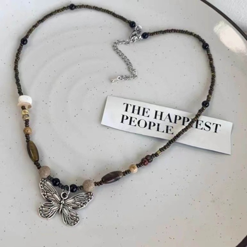 Vòng cổ Chuỗi Hạt Gỗ Mặt Hình Bướm Phong Cách vintage Thanh Lịch Thời Trang Cho Nữ