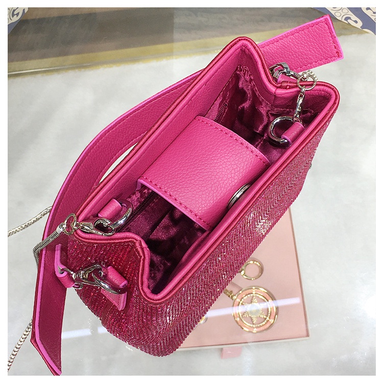 Túi Đeo Chéo Đính Kim Cương Giả Phong Cách Mới Mùa Thu 2023 Cho Nữ