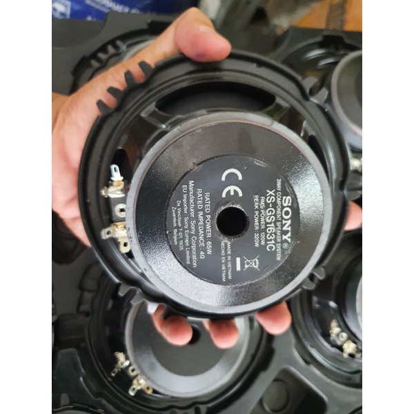 Cặp loa xe hơi rã xe hàng zin chính hãng 16cm 320w. Giá 2 cái