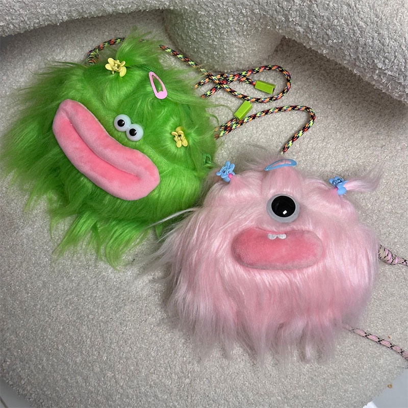 Túi Đeo Chéo Hình Búp Bê Hoạt Hình Bằng Lông Nhung Dễ Thương Xinh Xắn