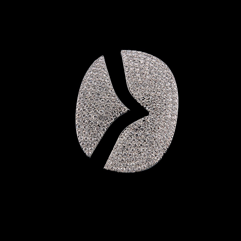 Logo Đính Đá Cao Cấp Trang Trí Vô Lăng Xe Hơi mazda 2 3 5 6 axela Mới