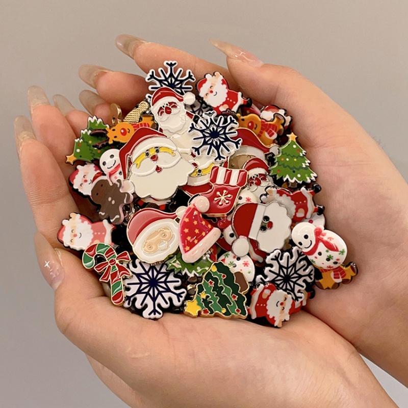 Set 6 Ghim Cài Áo Tạo Hình Chủ Đề Giáng Sinh Dễ Thương Cá Tính Dành Cho Cả Nam Và Nữ
