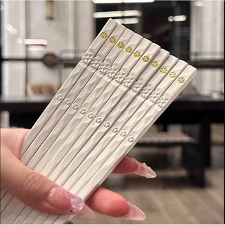Đũa Ăn Bằng Sợi Thủy Tinh Chịu Nhiệt Cao Kháng Khuẩn