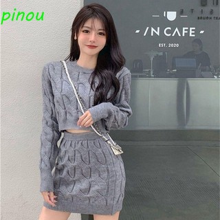 Pinou Set Áo Len Dài Tay Màu Trơn Phối Chân Váy Ngắn Lưng Cao Thời Trang Đường Phố