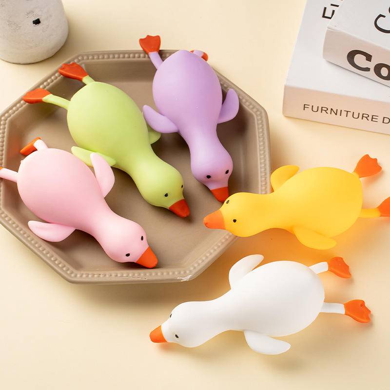Đồ Chơi Bóng Nhấn Giảm Căng Thẳng Hình Chú Vịt Vàng Nhỏ Màu Trắng Vui Nhộn