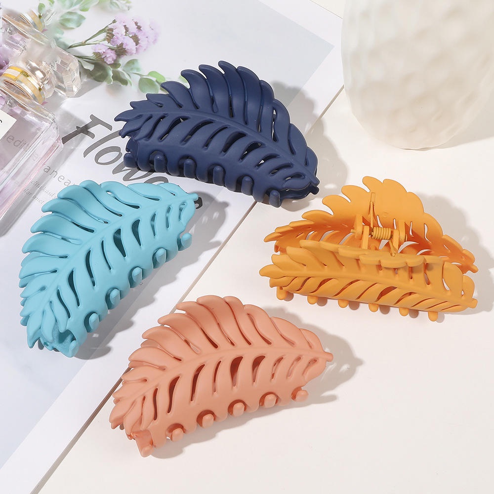 Kẹp Tóc Hình Cá Mập Lớn Cho Nữ