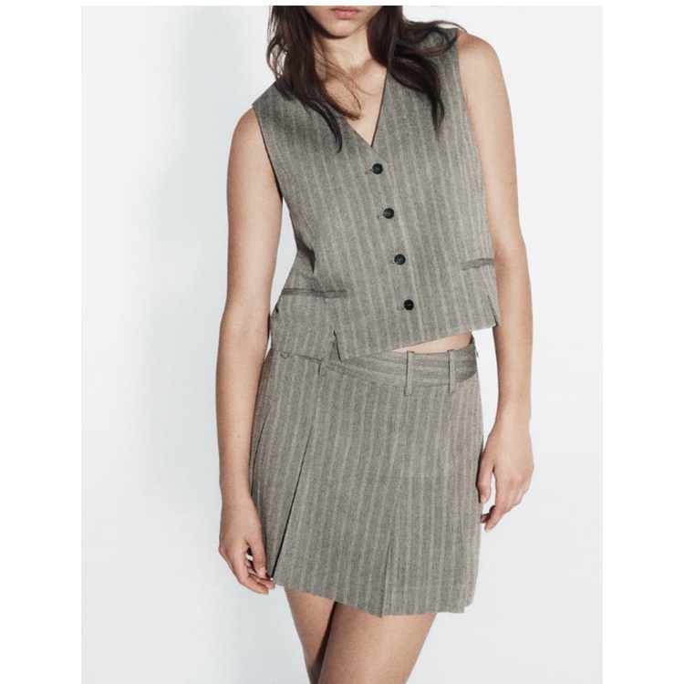 Zara Bộ Áo Sát Nách + Quần culottes Thiết Kế Trẻ Trung Cho Nữ8388114 8371114