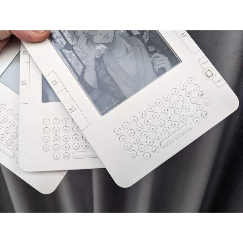 Máy Đọc Sách Phong Cách Classic Bàn Phím Kindle Keyboard 2, Màu Trắng