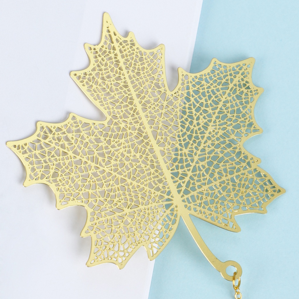 Thẻ Đánh Dấu Trang Sách Bằng Kim Loại Hình Lá Phong Màu Vàng Sáng Tạo