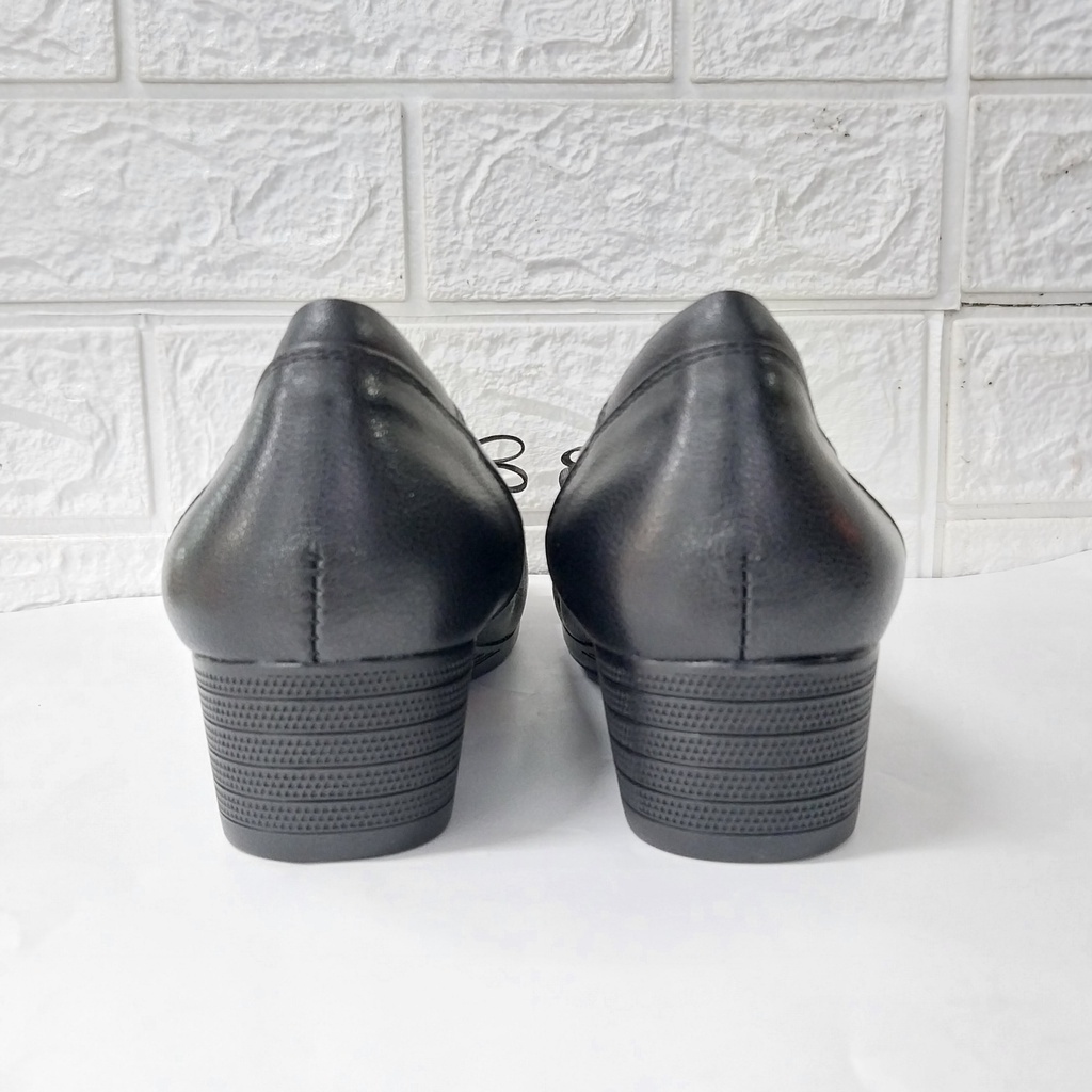 Giày VNXK đế xuồng họa tiết nơ ngang, mũi tròn 2cm