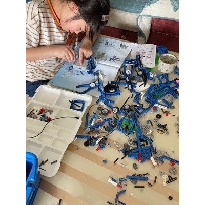 Đồ chơi lắp ráp kĩ sư cơ khí 9686 Có sách In màu full thùng Chuẩn format Đan Mạch 396PCS dòng education có bảo hành