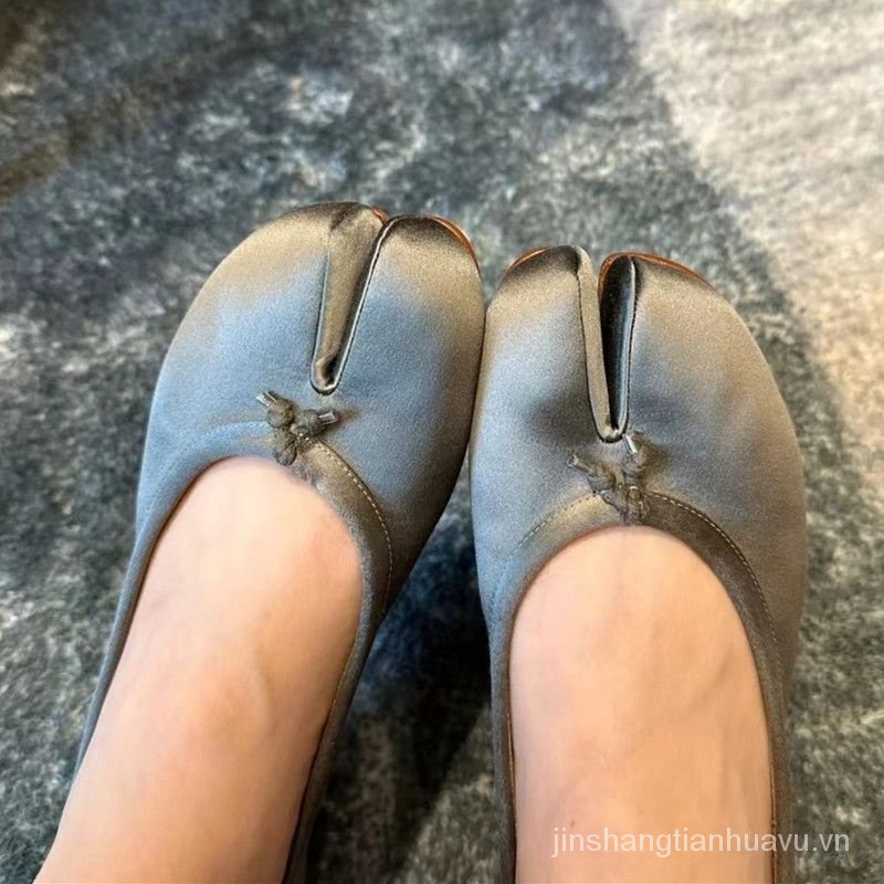 Giày Búp Bê Vải satin Đế Mềm Phẳng Hở Ngón Thời Trang Mùa Thu 2022 Phong Cách Mới Dành Cho Bạn Nữ