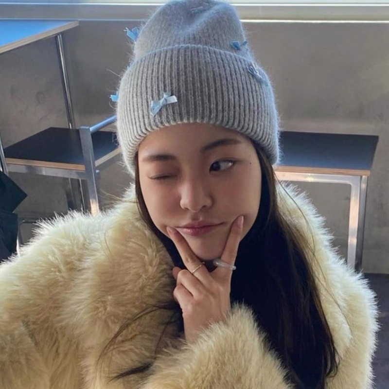 Mũ Beanie Đính Nơ Co Giãn Chống Gió Giữ Ấm Tai Thời Tiết Lạnh Đáng Yêu Cho Nữ