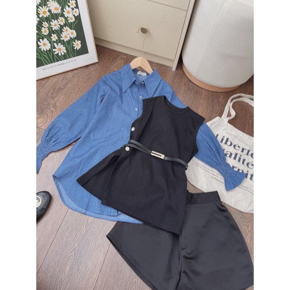 Set sơmi jean xanh kèm gile +quần short đen kèm belt