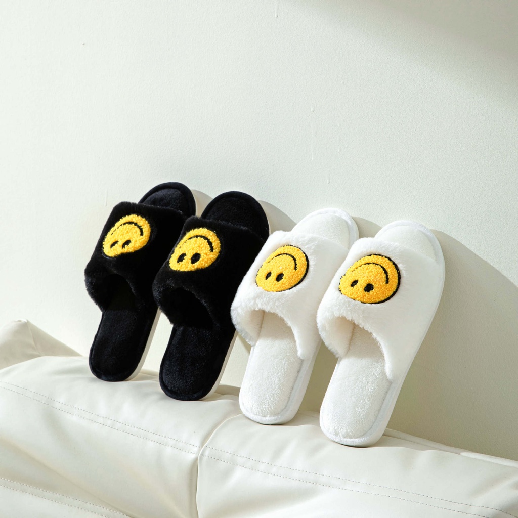 🤩Sản phẩm mới cho mùa thu đông🤩Dép nhung đế mềm kiểu dáng hoạt hình ngộ nghĩnh dành cho nữ