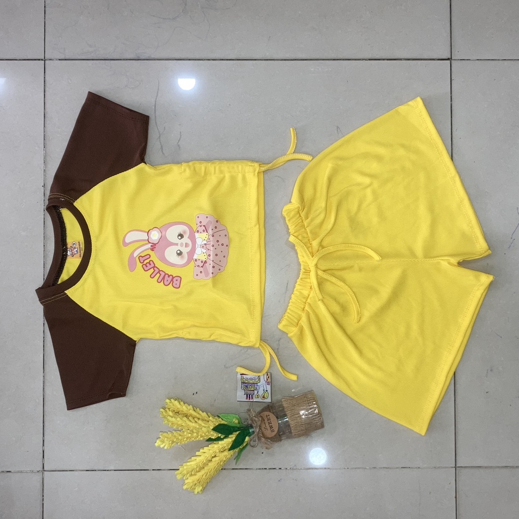 Set áo dây rút 2 bên họa tiết hoạt hình + quần đùi vải thun gân tăm cho bé gái đi chơi, đi học
