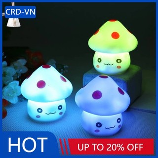 1 đèn led ngủ hình cây nấm lãng mạn
