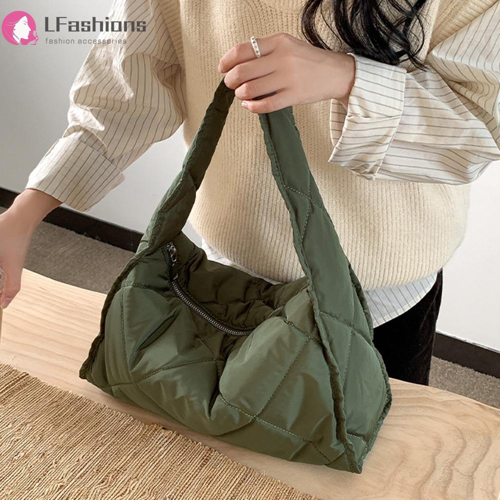 ❀ Áo Thun Tay Ngắn In Chữ Lovefashionss Thời Trang ❀ Túi Xách nylon Đệm Bông Màu Trơn Họa Tiết Kẻ Ô Lưới Kim Cương Tay Phồng Thời Trang Thu Đông 2023 Mới