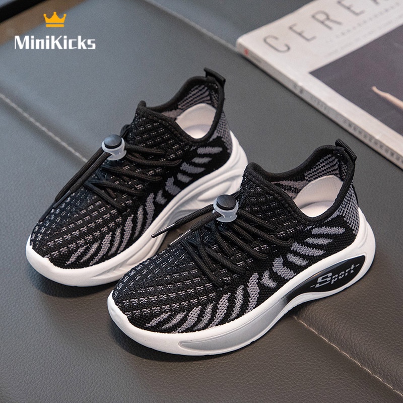 Giày thể thao bé trai ZOOMSTAR RYD2392VOO 38Z230921 thời trang thoải mái