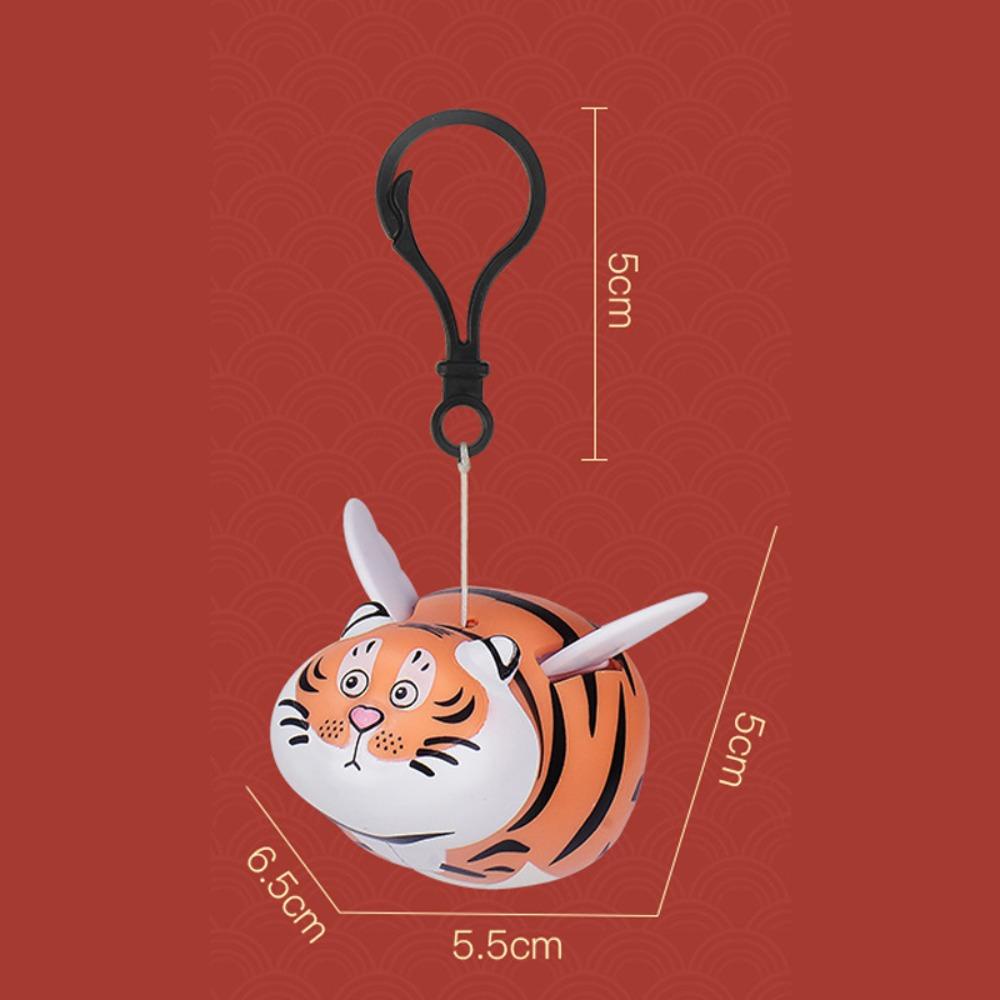 Mmluck Fly tiger Móc Chìa Khóa Mô Hình Hổ Bay Bằng Nhựa Dễ Thương Kèm Móc Khóa Mô Hình Nhân Vật anime kawaii