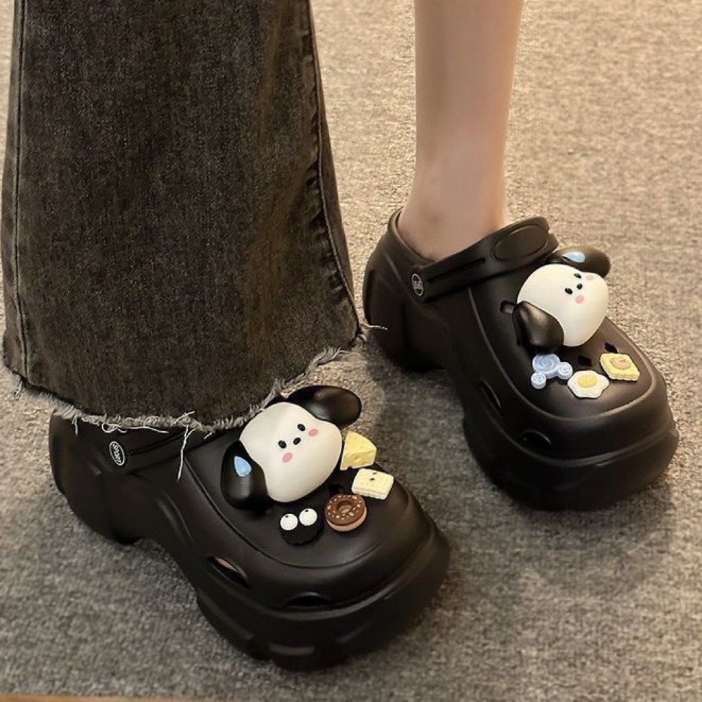 Dép Sục Cross Đế Bánh Mì Nam Nữ Cao 3cm Sticker Hình Chó Chất Liệu EVA Nhẹ Êm, Trend Thu Đông 2023