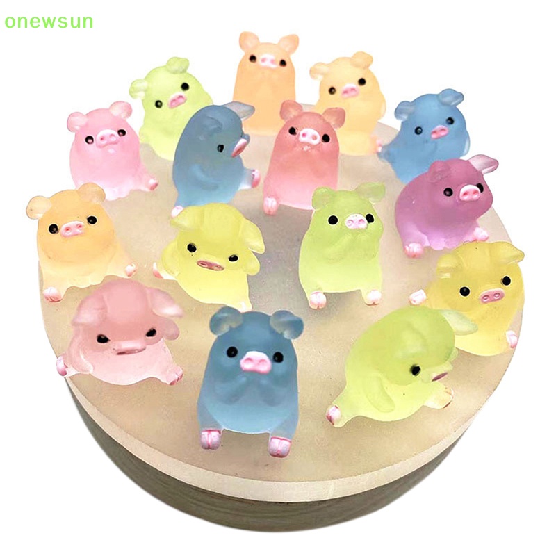 Set 1 / 5 Mô Hình Chú Heo Dạ Quang mini Bằng Nhựa resin Trang Trí Bảng Điều Khiển Xe Hơi Mới