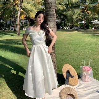 Đầm Dài Cổ Phẳng Thắt Nơ Màu Trắng Kiểu Pháp Cho Nữ