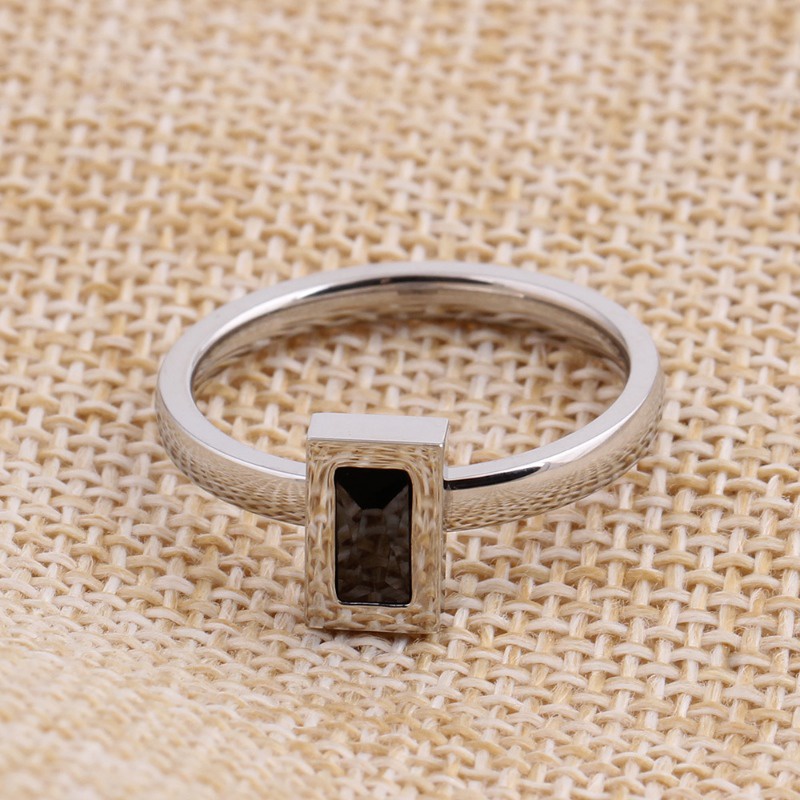 Nhẫn Thép Titan Không Gỉ Đính Đá zircon Vuông Phong Cách Mới Cho Nữ