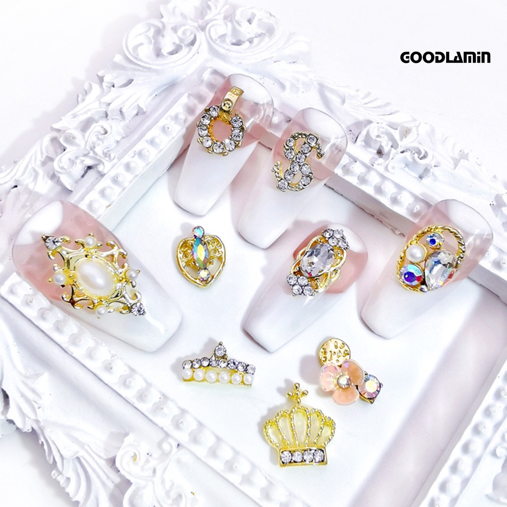 Set 10 Phụ Kiện Trang Trí Móng Tay 3d Hình Vương Miện Xinh Xắn