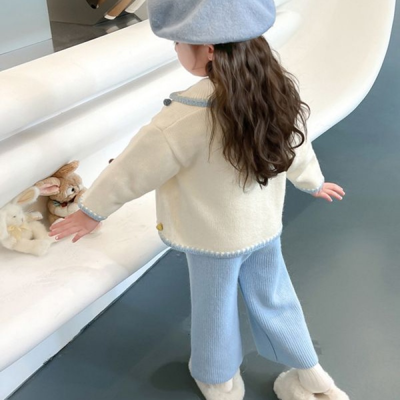 Áo Sweater Dệt Kim Phối Bóng Lông Nhỏ Dễ Thương Thời Trang Thu Đông Cho Bé Gái