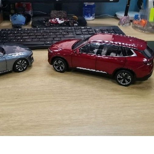 Mô hình Vinfast Lux SA có ô tô tặng kèm