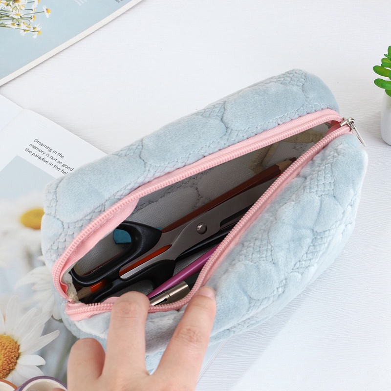 1 Túi Đựng Bút Hình Bánh macaron Lông Xù Mềm Mại Đáng Yêu Ốp