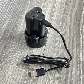 Pin lithium-ion 1.5ah - 12v total tbli12153 - phù hợp với những dòng máy dùng pin 12v total - ingco cbqs