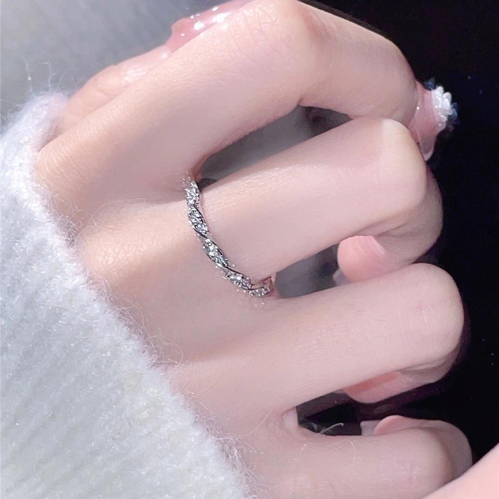 Nhẫn Mạ Bạc 925 Đính Kim Cương Nhân Tạo Sang Trọng Cho Nữ