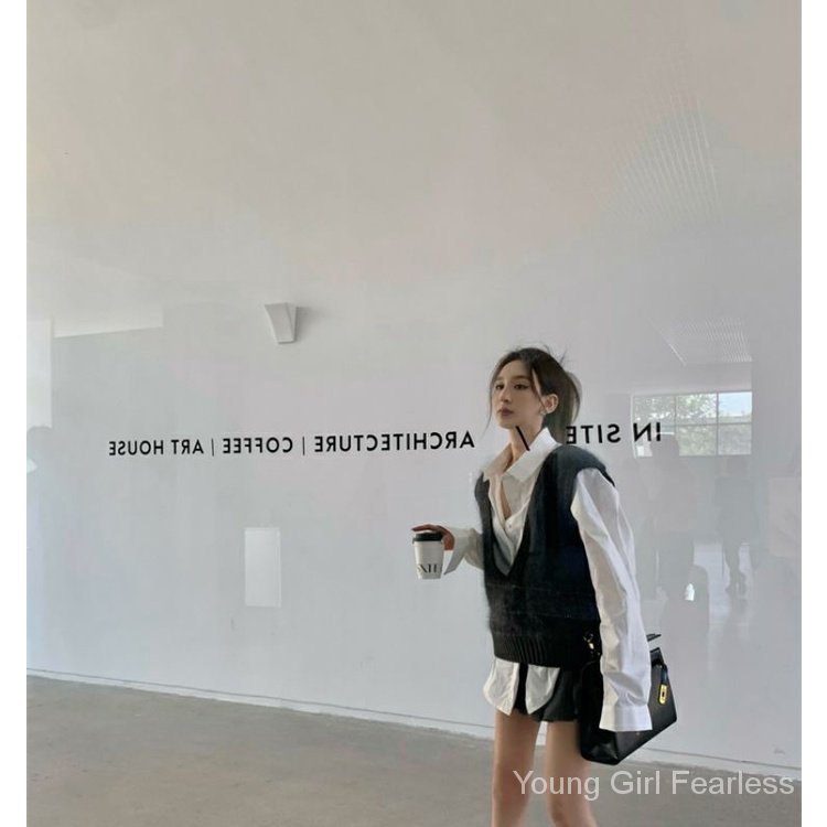 Áo Khoác Len Nữ Cộc Tay Cổ Chữ v Thời Trang