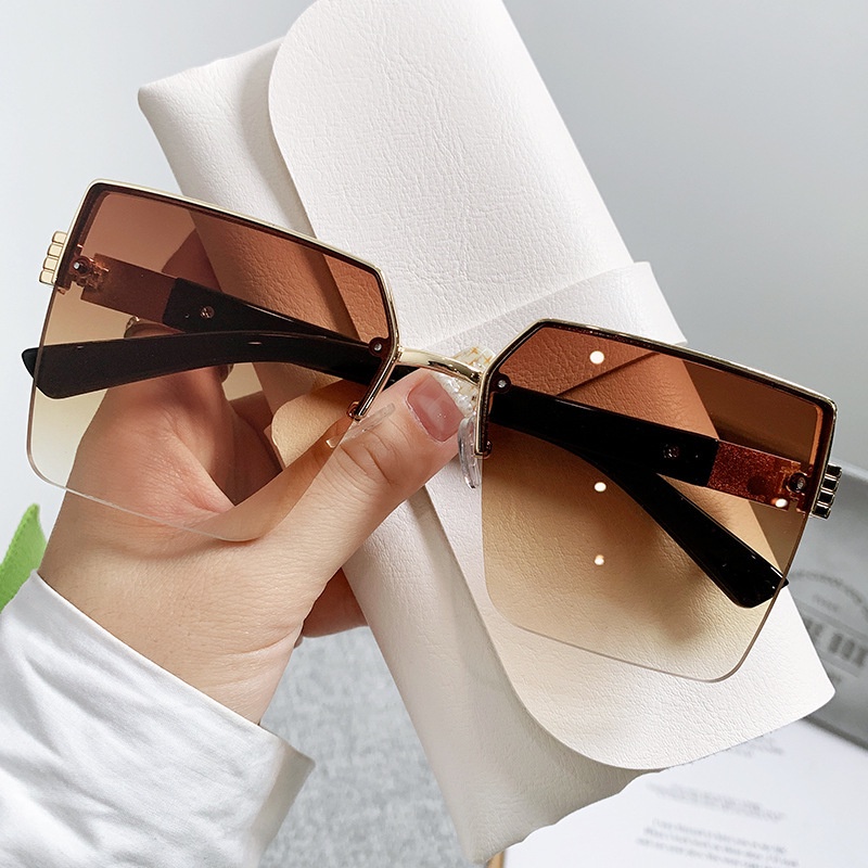 Kính Mát Gọng Kim Loại Lớn Tròng Màu gradient Thời Trang Cho Nữ