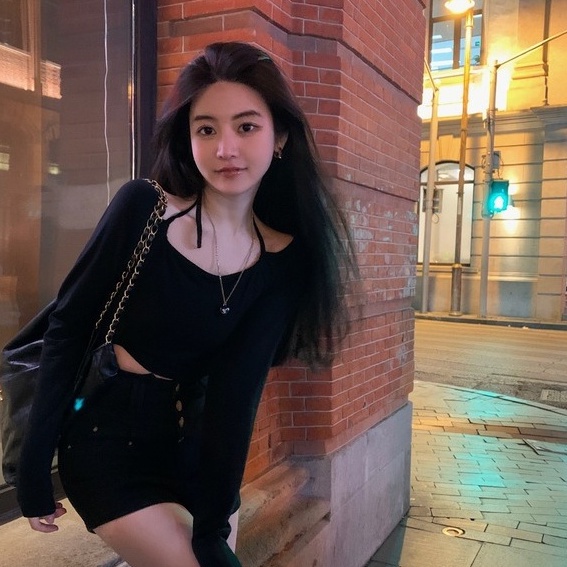 Áo Thun Tay Dài Trễ Vai Dáng Ôm Gợi Cảm Cho Nữ