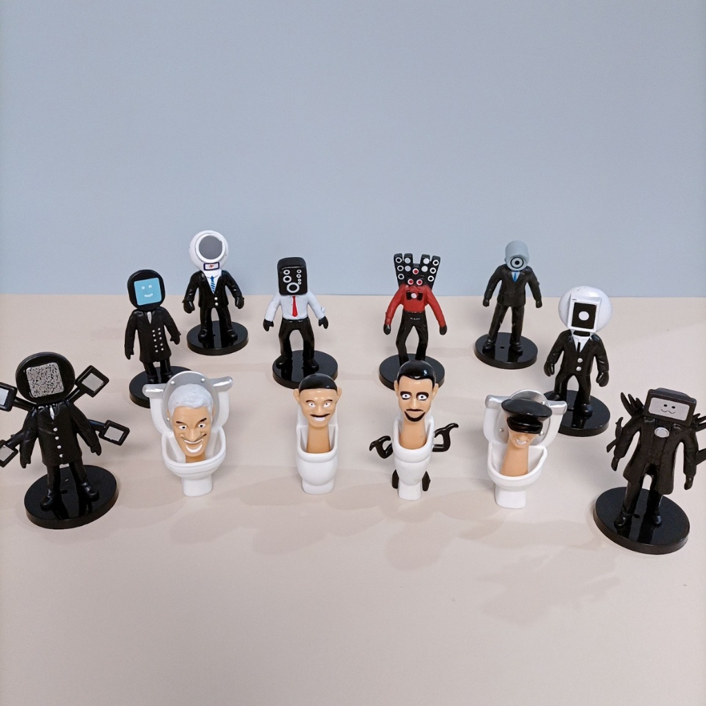 Mô Hình Đồ Chơi Skibidi Toilet Wooti Mô Phỏng Skibidi Bồn Cầu Titan Man Làm Quà Tặng Cho Bé Chất Liệu Nhựa An ToàTặng ô