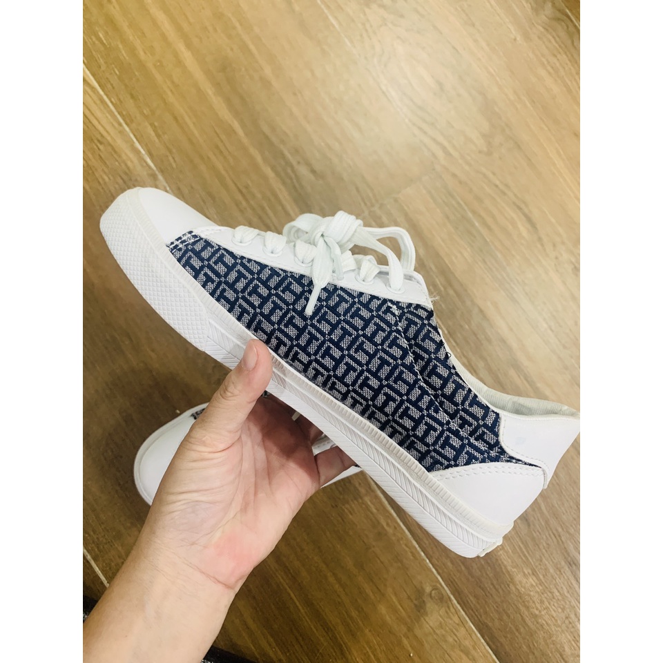 Giày sneaker T0MMY chính hãng thanh lý tồn 31030.00