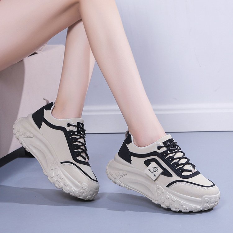 Giày thể thao nữ đế dày tăng độ đơn giản thời trang 2024 phong cách mới