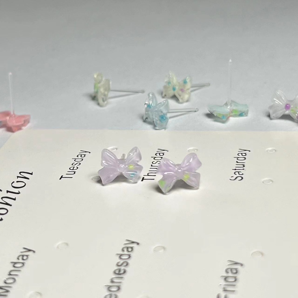 1 Đôi Bông Tai Hình Chiếc Nơ Nhỏ Bằng Nhựa resin Nhiều Màu Thời Trang Cho Nữ