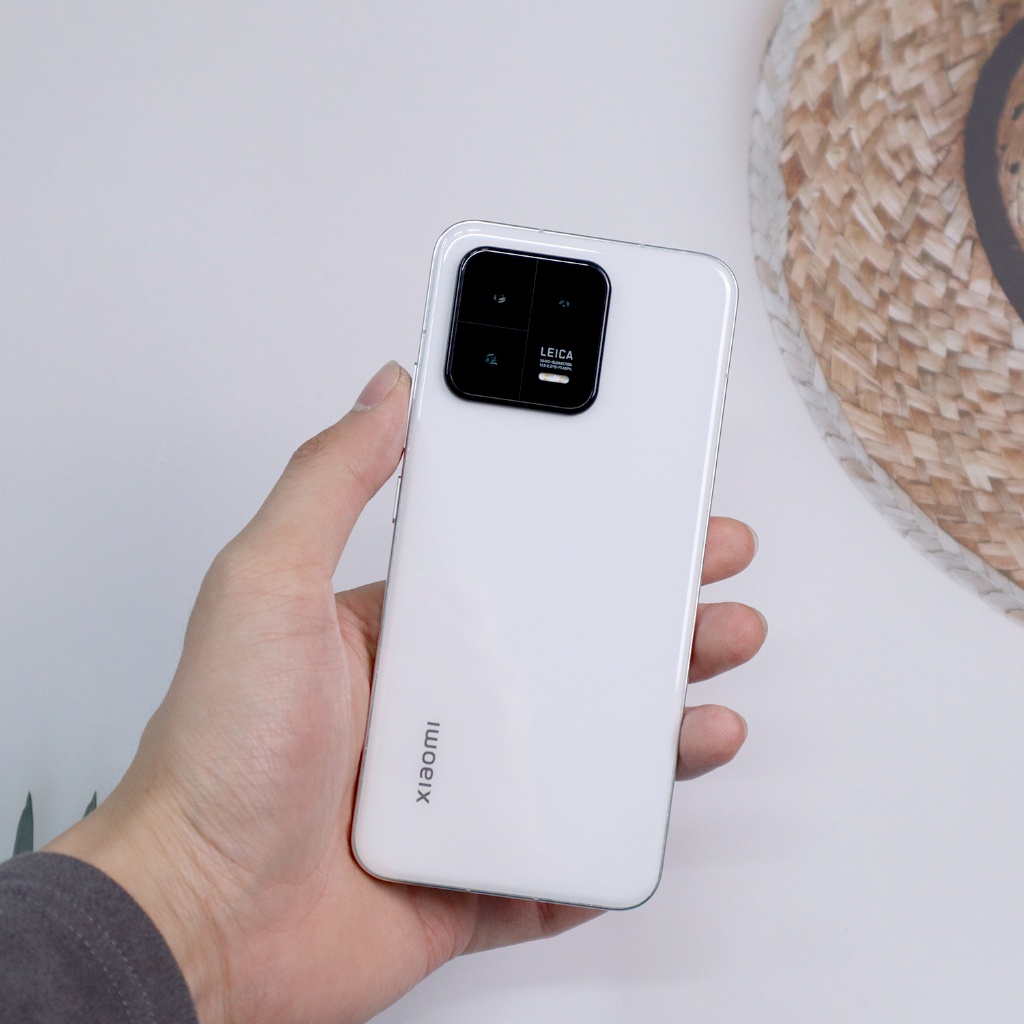 Điện Thoại Xiaomi 13  - Snapdragon 8 Gen 2 - Màn AMOLED 120HZ