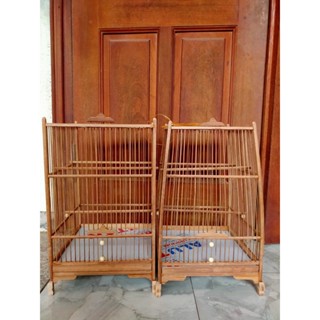 Khung lồng chim Hút Mật, Vành khuyên chất lệu trúc già xử lí kích thước 23,5x23,5x38cm kèm phụ kiện