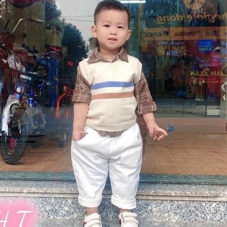 Quần jeans và quần thô cho bé trai