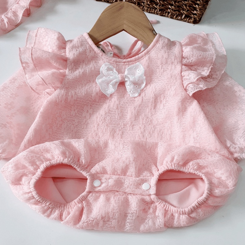 Bodysuit Cho Bé Gái Sơ Sinh Dài Tay Body Chip Cho Bé Màu Hồng Ren Hoa Nút Chéo Váy Cho Bé Gái