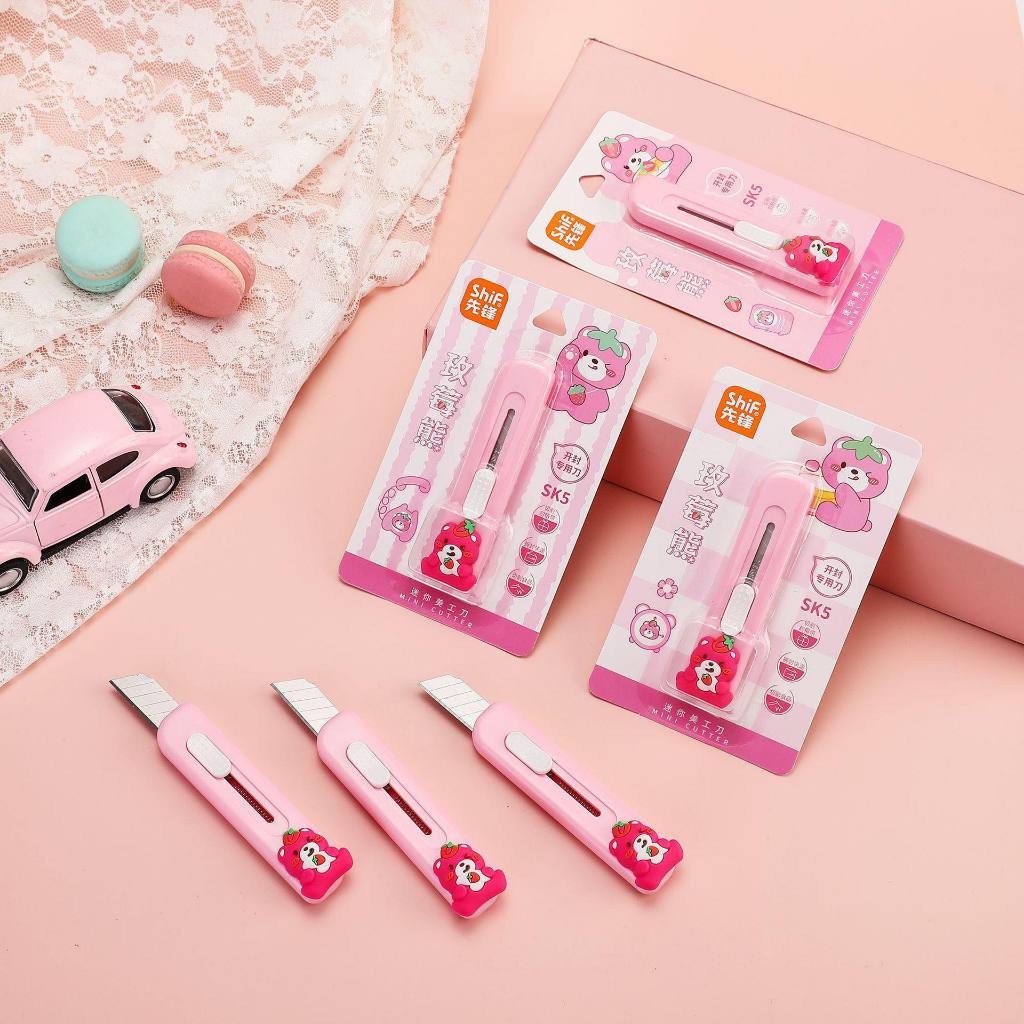 Dao rọc giấy hình gấu dâu dễ thương xinh xỉu