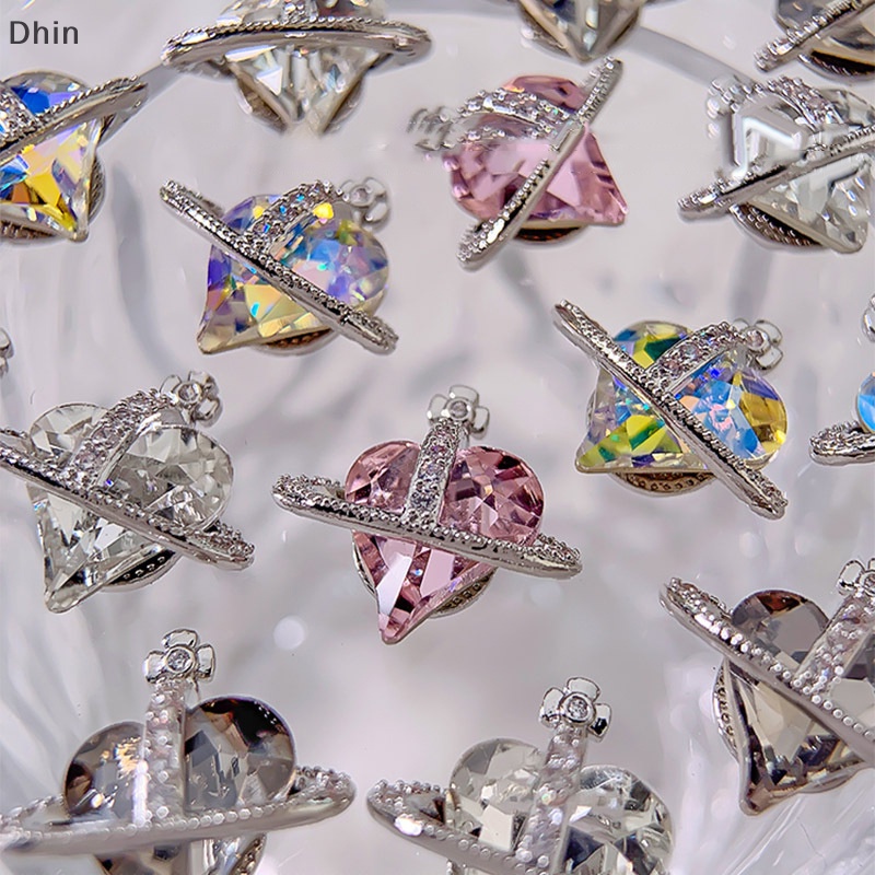 Bộ 5 Phụ Kiện Trang Trí Móng Tay Hình Trái Tim / Hành Tinh 3d Bằng Hợp Kim