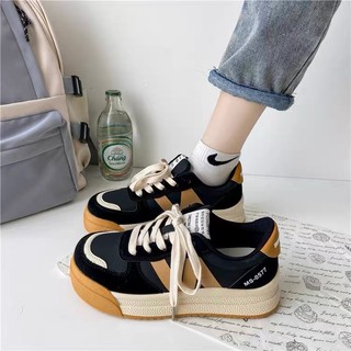 Giày thể thao nữ Payna chất liệu da đế cao 4 cm thoải mái khi sử dụng phù hơp đi học đi chơi hay đi làm