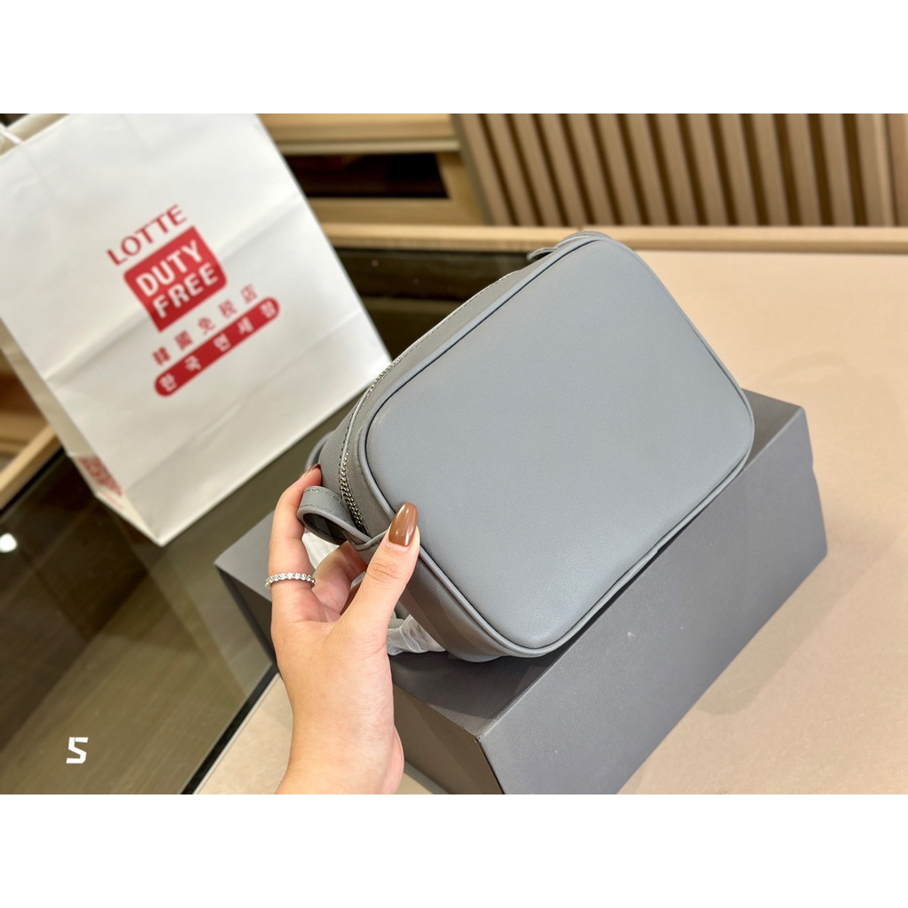 B- Túi Đeo Chéo Nam Đựng Máy Ảnh Thời Trang